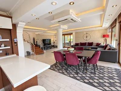 Manisa Salihli Caferbey Mahallesi 4.5+1 382 m² satılık villa - Fotoğraf 1