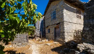 Antalya Kaş Ahatlı Mahallesi 3+3 1.520 m² satılık müstakil Ev - Fotoğraf 1