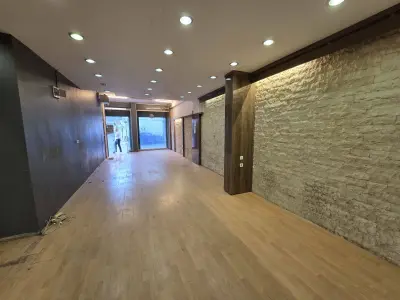 İzmir Balçova Onur Mahallesi 85 m² kiralık dükkan & Mağaza - Fotoğraf 1