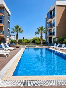 Aydın Kuşadası Davutlar Mahallesi 2+1 85 m² satılık daire - Fotoğraf 1
