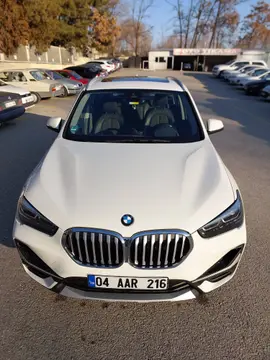 2020 BMW X1 18i sDrive benzinli otomatik arazi, SUV, Pick-up - Fotoğraf 1