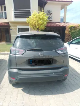 2023 Opel Crossland 1.2 T benzinli otomatik arazi, SUV, Pick-up - Fotoğraf 1