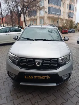 2017 Dacia Sandero 1.5 dCi dizel manuel otomobil - Fotoğraf 1