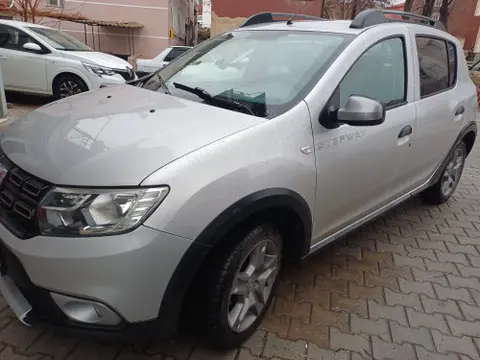 2017 Dacia Sandero 1.5 dCi dizel manuel otomobil - Fotoğraf 2