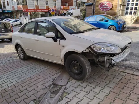 2016 Otomobil Fiat Linea hasarlı Araçlar - Fotoğraf 2