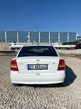 2006 Opel Astra 1.6 benzinli manuel otomobil - Fotoğraf 3