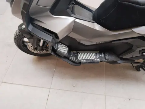 2025 Honda ADV350 benzinli otomatik motosiklet - Fotoğraf 3