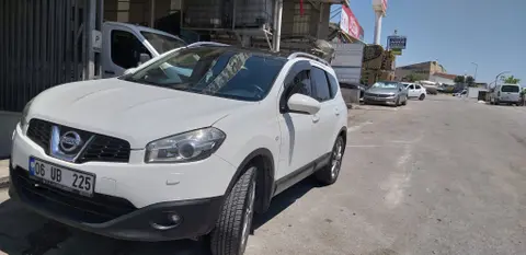 2011 Nissan Qashqai+2 1.5 dCi dizel manuel arazi, SUV, Pick-up - Fotoğraf 2