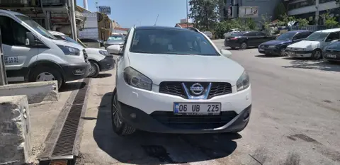 2011 Nissan Qashqai+2 1.5 dCi dizel manuel arazi, SUV, Pick-up - Fotoğraf 3