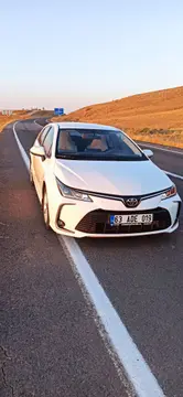 2021 Toyota Corolla 1.5 benzinli otomatik otomobil - Fotoğraf 3