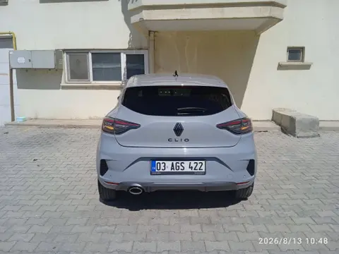 2024 Renault Clio 1.0 TCe benzinli otomatik otomobil - Fotoğraf 2