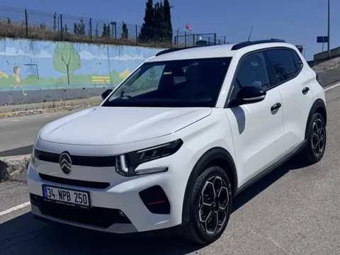 2025 Citroen e-C3 Max elektrikli otomatik otomobil - Fotoğraf 2