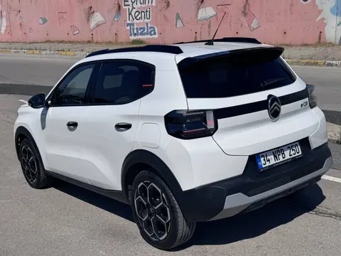 2025 Citroen e-C3 Max elektrikli otomatik otomobil - Fotoğraf 3