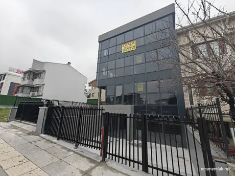 advert_260304_131218_0151.jpg