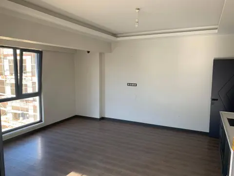 advert_260412_105321_3833.jpg