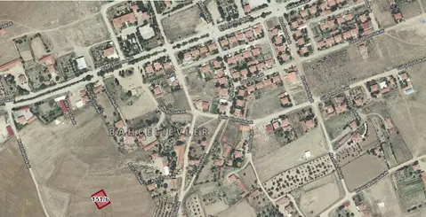 Yozgat Merkez Esenli, Bahçelievler Mahallesi 729 m² satılık konut arsa - Fotoğraf 1