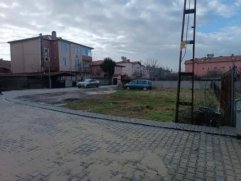 Tekirdağ Saray Pazarcık Mahallesi 400 m² satılık konut arsa - Fotoğraf 2