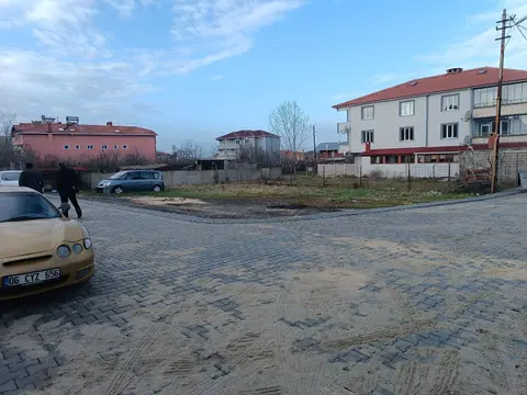 Tekirdağ Saray Pazarcık Mahallesi 400 m² satılık konut arsa - Fotoğraf 3