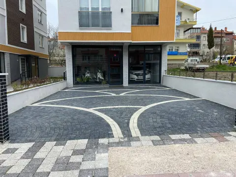 https://cdn.ilanlar.com/images/l1/l2/{width}/{height}/30013228_1783529845064928063.jpg