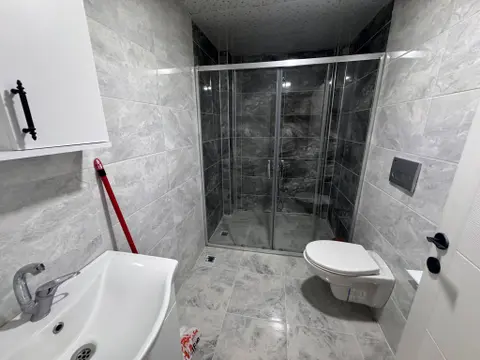 https://cdn.ilanlar.com/images/l1/l2/{width}/{height}/30013803_1784885862206587783.jpg