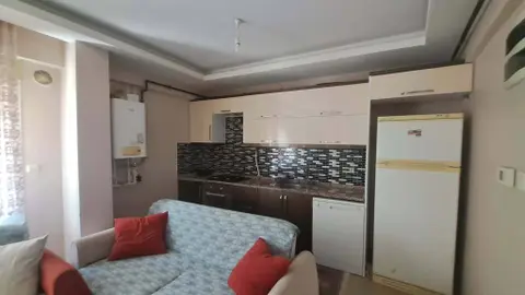 https://cdn.ilanlar.com/images/l1/l2/{width}/{height}/30013889_1785162262205549902.jpg