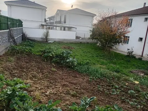 Sakarya Akyazı İnönü Mahallesi 488 m² satılık ticari + Konut arsa - Fotoğraf 1