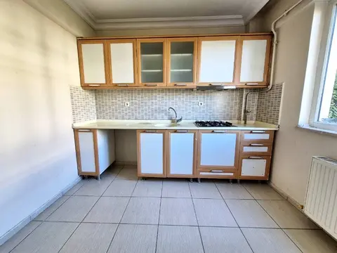 Sakarya Serdivan İstiklal Mahallesi 1+1 75 m² kiralık daire - Fotoğraf 2