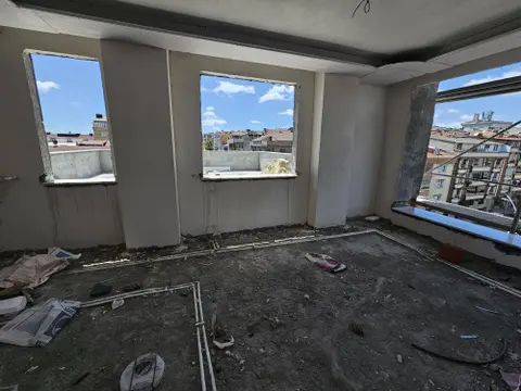 İstanbul Sultangazi Malkoçoğlu Mahallesi 4+1 145 m² satılık daire - Fotoğraf 1