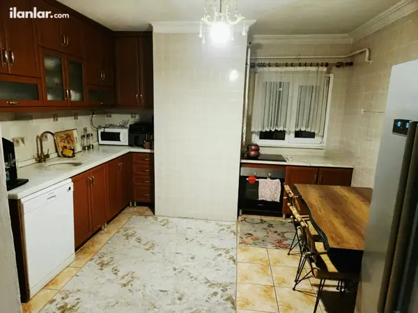 Kocaeli Gölcük Dumlupınar Mahallesi 300 m² kiralık - Fotoğraf 1