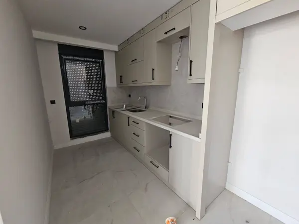https://cdn.ilanlar.com/images/l1/l2/{width}/{height}/30013752_1784754675924031753.jpg