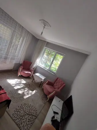 Ankara Çankaya Seyranbağları Mahallesi 3+1 90 m² kiralık giriş Katı - Fotoğraf 1