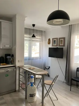 İzmir Çeşme Musalla Mahallesi 45 m² kiralık - Fotoğraf 1