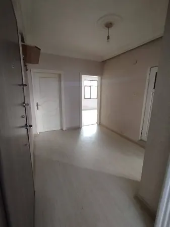 Bursa Yıldırım Zümrütevler Mahallesi 2+1 87 m² kiralık giriş Katı - Fotoğraf 1