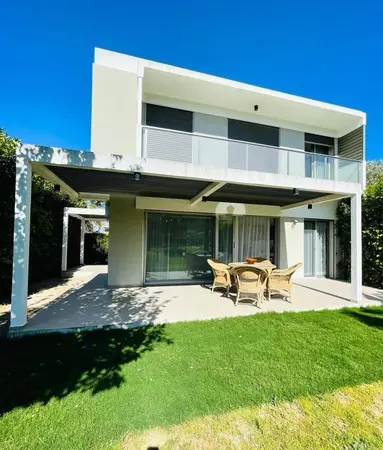 İzmir Çeşme Alaçatı Mahallesi 140 m² kiralık - Fotoğraf 1