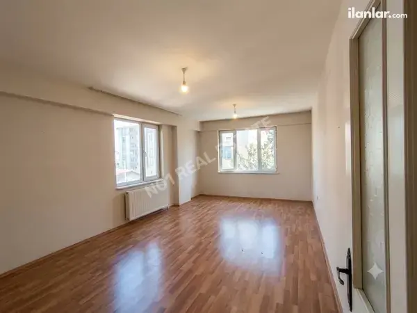 Eskişehir Tepebaşı Bahçelievler Mahallesi 155 m² kiralık - Fotoğraf 1