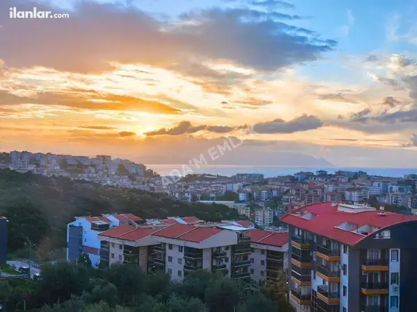Aydın Kuşadası İkiçeşmelik Mahallesi 4+1 280 m² satılık daire - Fotoğraf 1