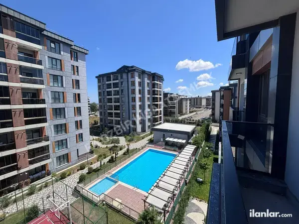 Tekirdağ Çerkezköy Cumhuriyet Mahallesi 1+1 65 m² satılık daire - Fotoğraf 1