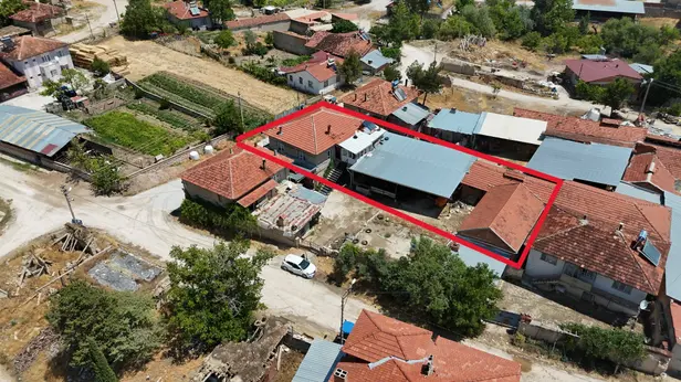 Burdur Merkez Kozluca, Park Mahallesi 750 m² satılık - Fotoğraf 1