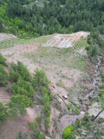 Denizli Kale Özlüce Mahallesi 8.732 m² satılık - Fotoğraf 1