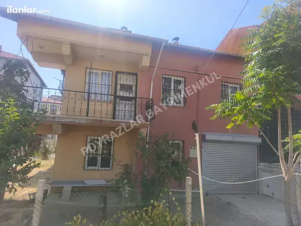 Uşak Merkez Dikilitaş Mahallesi 324 m² satılık - Fotoğraf 1