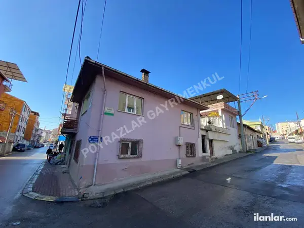 Uşak Merkez Karaağaç Mahallesi 246 m² satılık - Fotoğraf 1