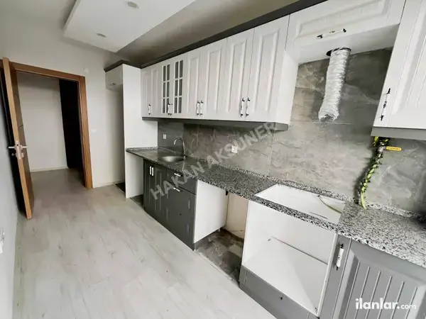 İzmir Bornova Mevlana Mahallesi 235 m² kiralık - Fotoğraf 1