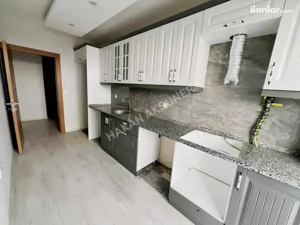 İzmir Bornova Mevlana Mahallesi 235 m² kiralık - Fotoğraf 1