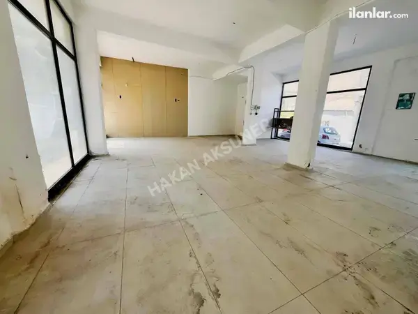 İzmir Bornova Doğanlar Mahallesi 200 m² kiralık - Fotoğraf 1