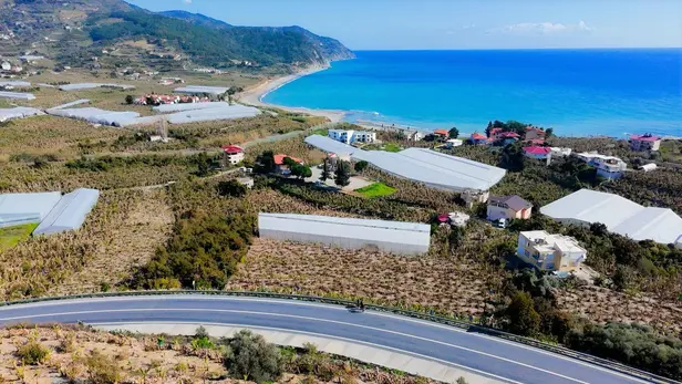 Antalya Gazipaşa Yakacık Mahallesi 854 m² satılık - Fotoğraf 1