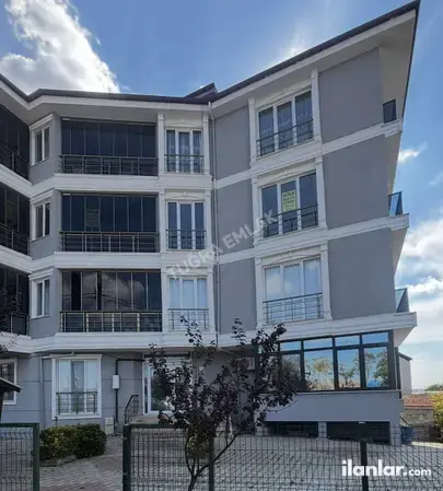 İstanbul Silivri İsmetpaşa Mahallesi 135 m² satılık - Fotoğraf 1
