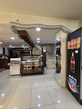 İzmir Buca Gaziler Mahallesi 300 m² devren Satılık - Fotoğraf 1