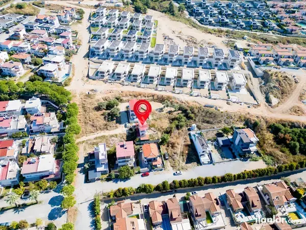 Aydın Kuşadası Soğucak Mahallesi 200 m² satılık - Fotoğraf 1