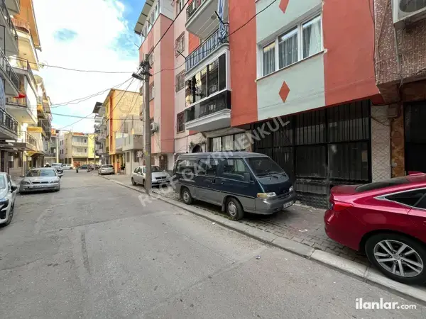 İzmir Bornova Mevlana Mahallesi 55 m² kiralık - Fotoğraf 1