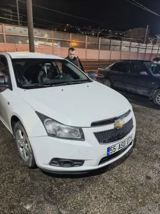 2010 Chevrolet Cruze 1.6 benzinli otomatik otomobil - Fotoğraf 3